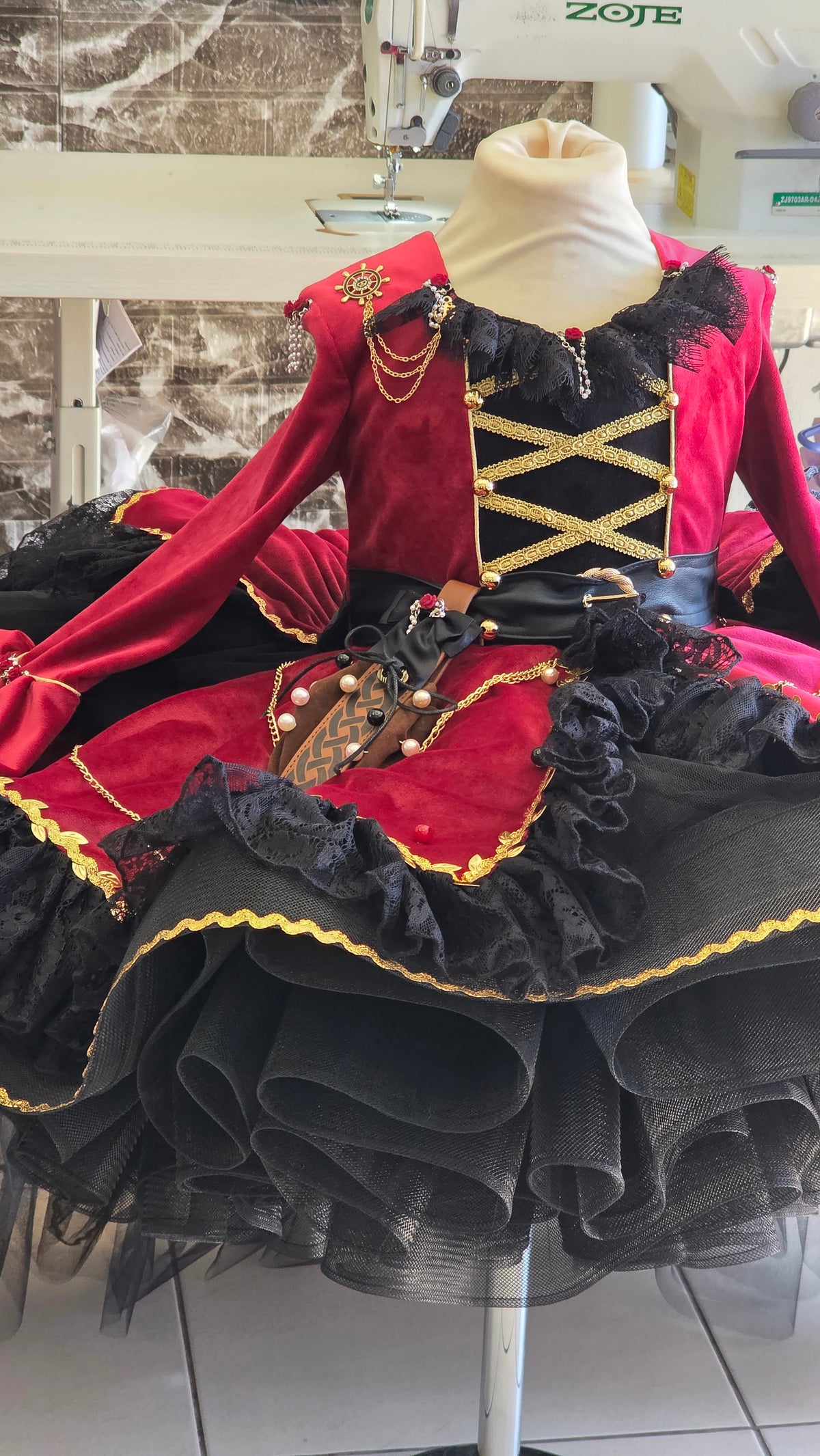 The "Black Pearl "pirate  Princess With Removable Train -Preorders 👸🏴‍☠️🎀