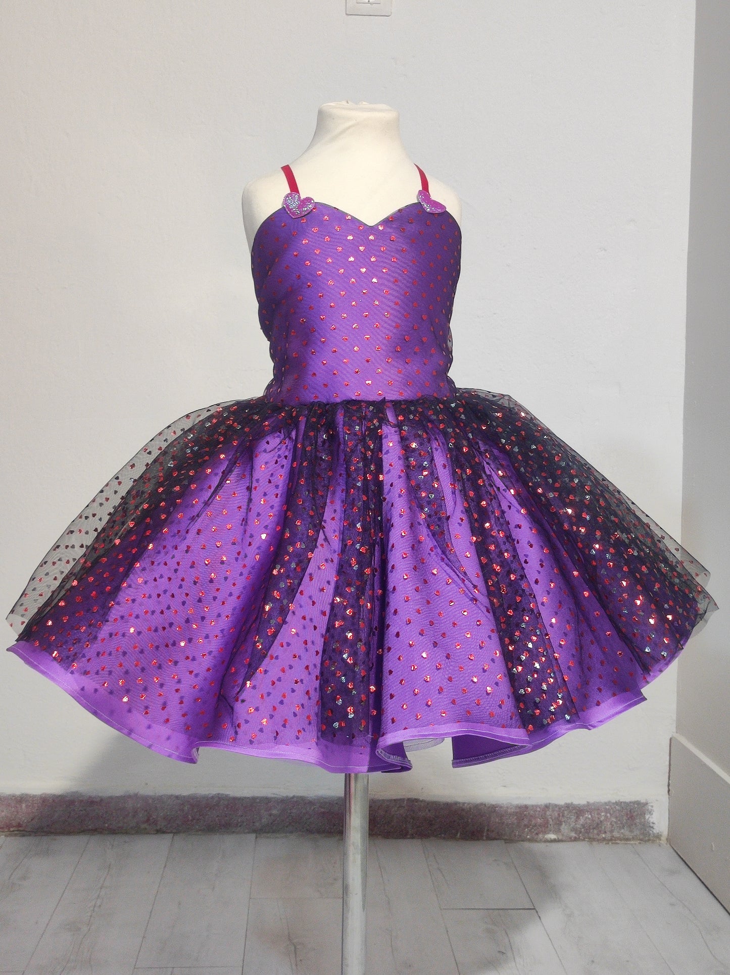 BAZAAR SALE-vALENTINE Dress size 10-12