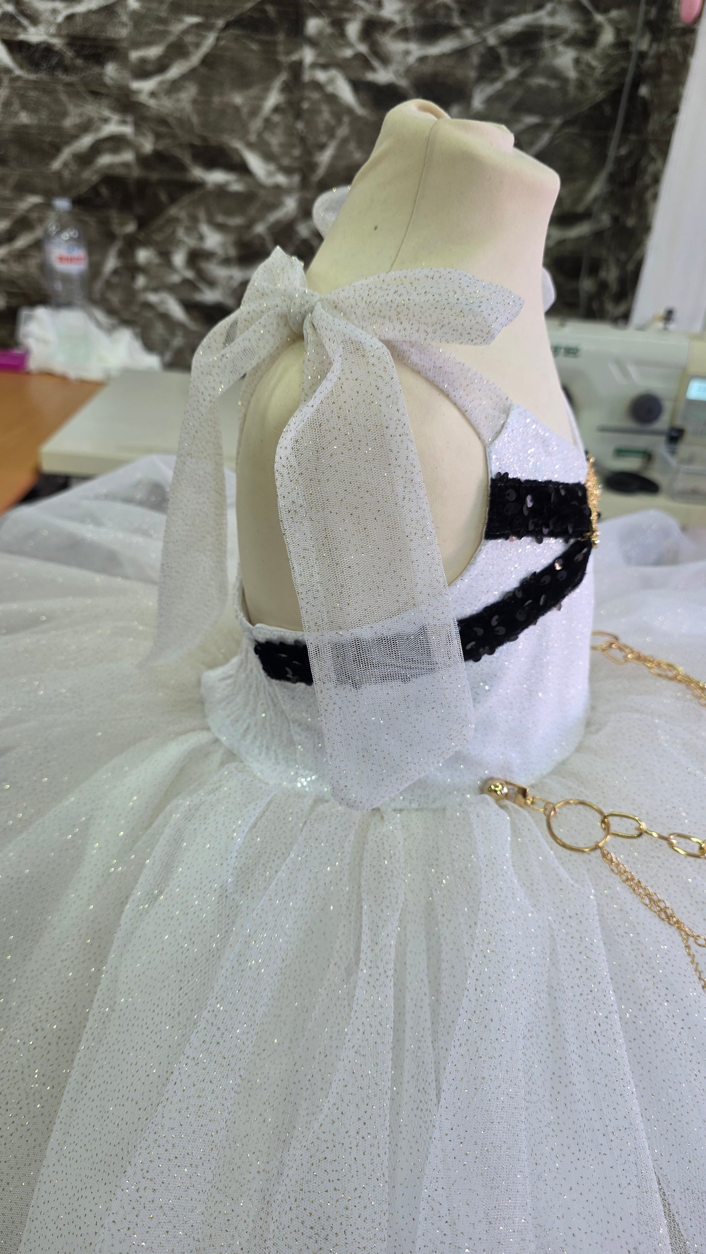 READY TO SHIP SIZE 6