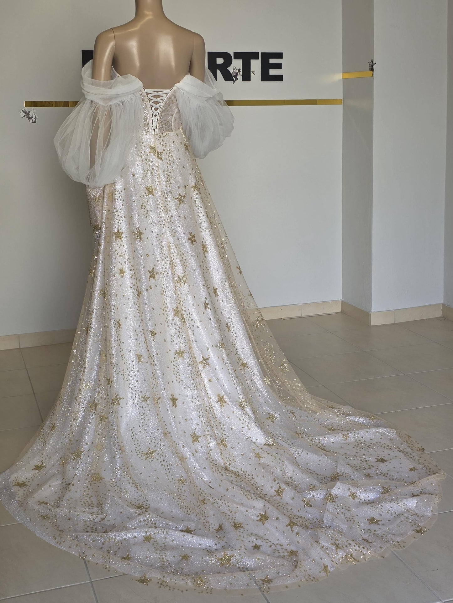 White Star Long Women's Gown