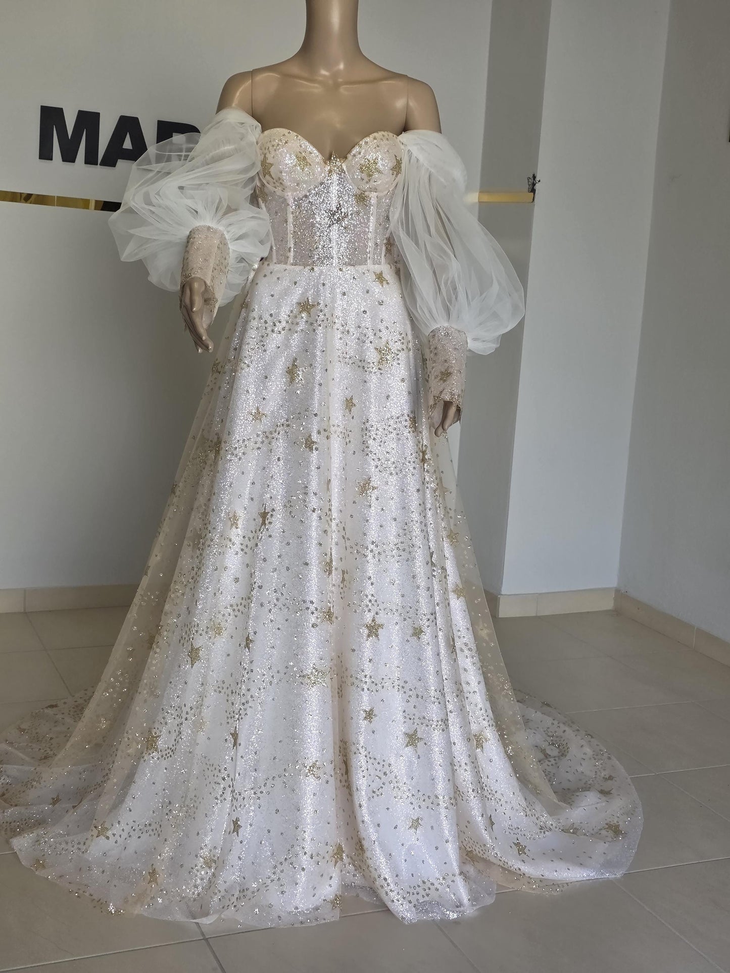 White Star Long Women's Gown